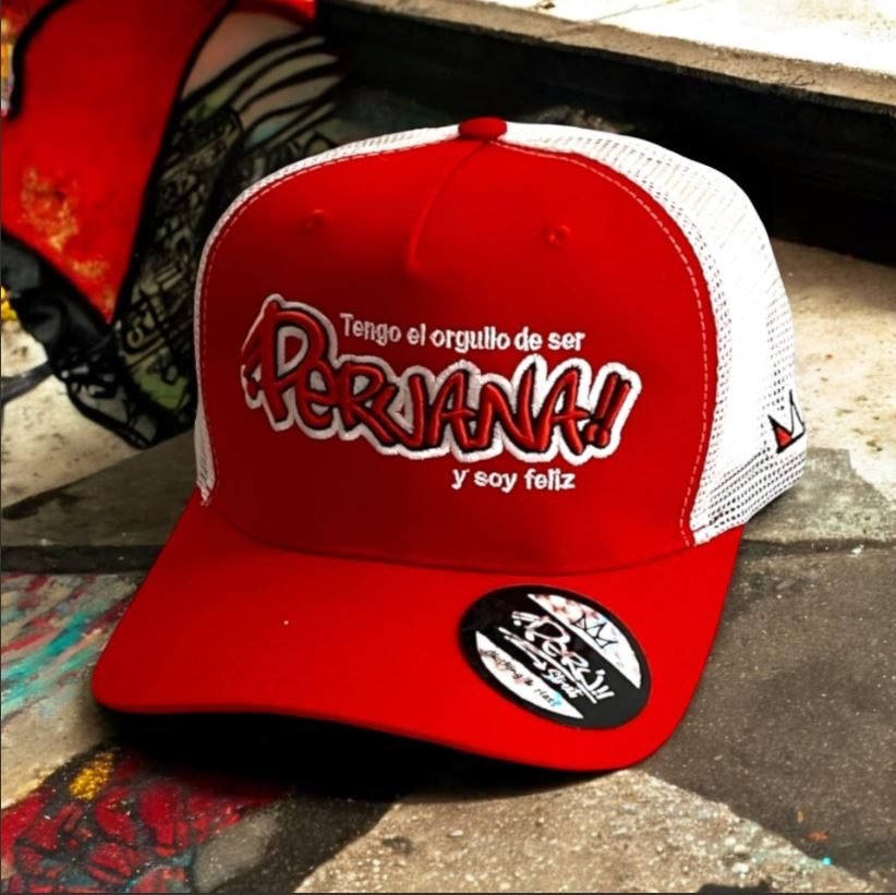 Gorra trucker roja y blanca de malla, Tengo el orgullo de ser Peruana