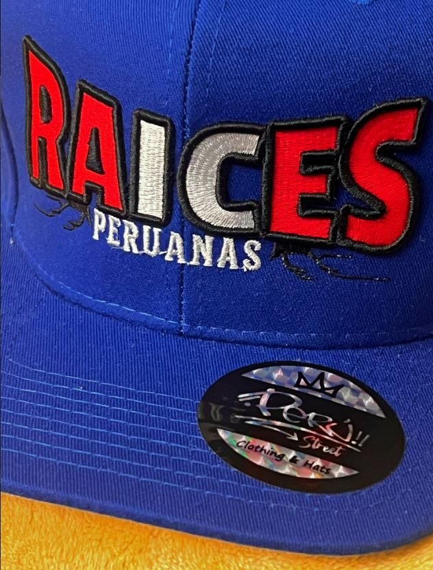 Raíces Peruanas embroidered snapback in blue
